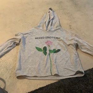 Cropped hoodie